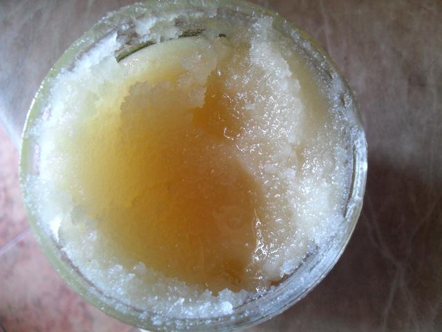 как да разтопи мед в стъклен буркан