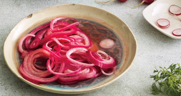 маринирани лук за салату брзо