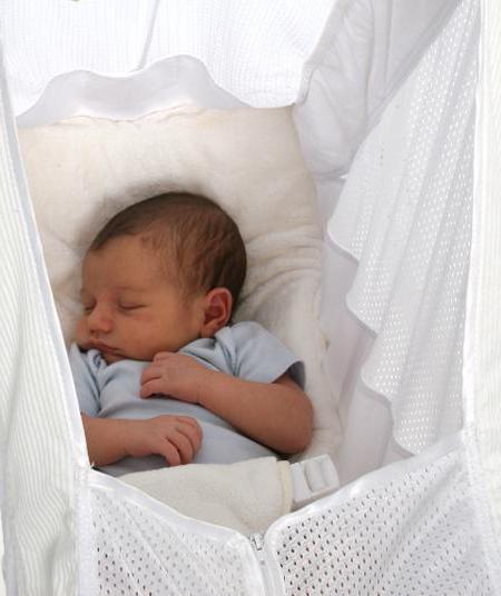 kako naj spi novorojenčka