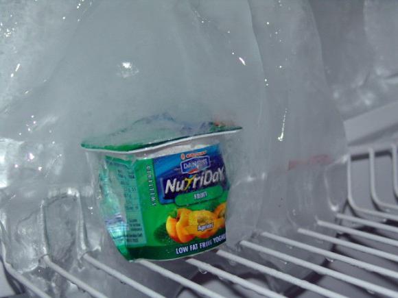 kako hitro odtajati hladilnik