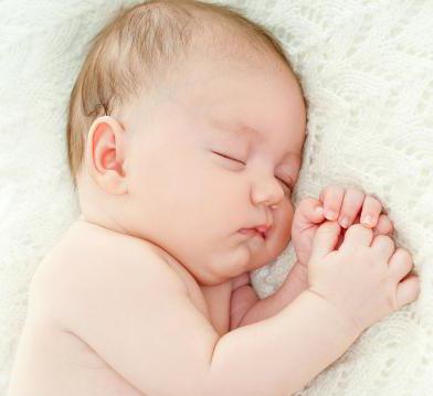 učit dítě, aby usnulo samo o sobě bez pohybové nemoci