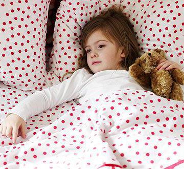 Kako naučiti otroka, da zaspi v jaslih na svoje