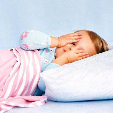 kako naučiti otroka 4 mesece, da bo zaspal samostojno
