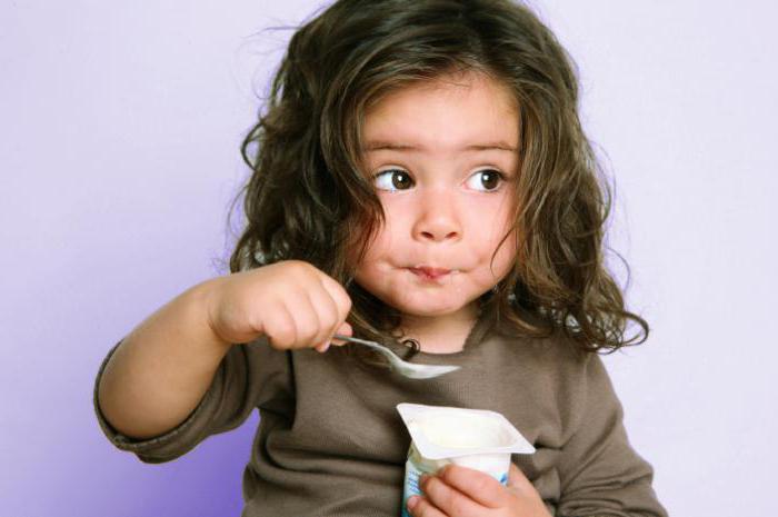 jak naučit dítě žvýkat a spolknout
