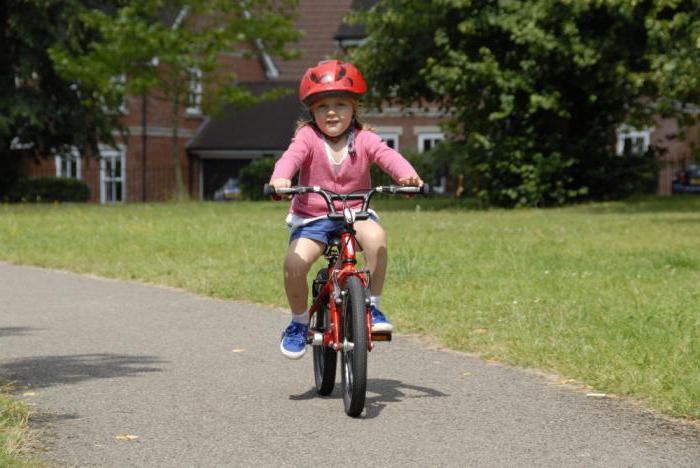 Kde naučit dítě jet na kole