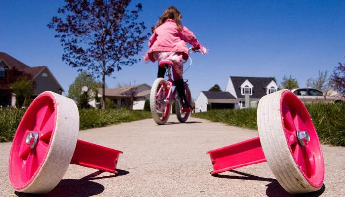 Kako učiti otroka za vožnjo dvokolesnega kolesa