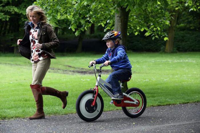 kako naučiti otroka, da vozi kolo