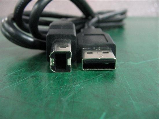 porty USB nefungují na přenosném počítači