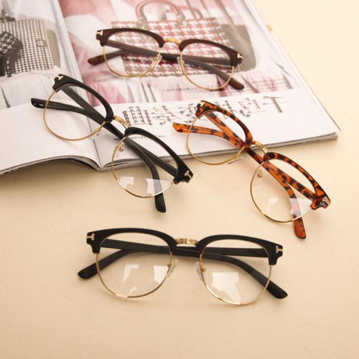 Наочаре са јасним наочарима