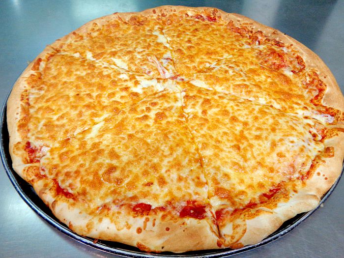 Sýrová pizza