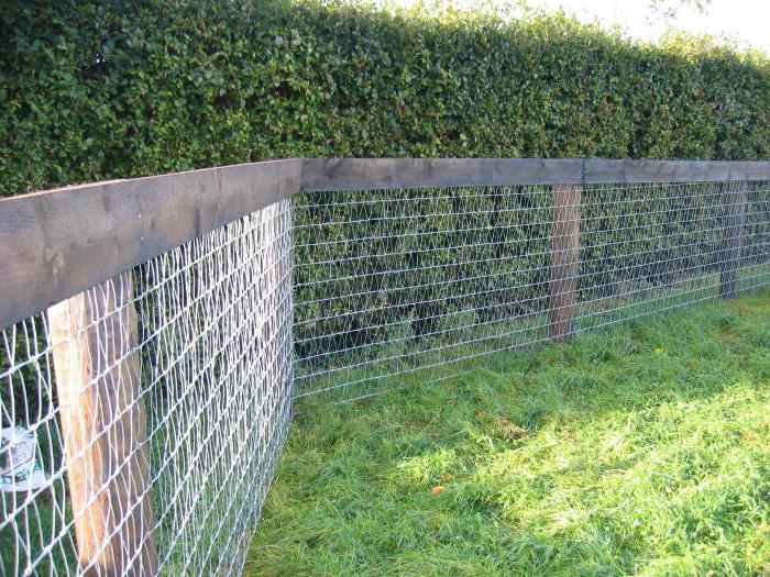 kovové plotové sloupky