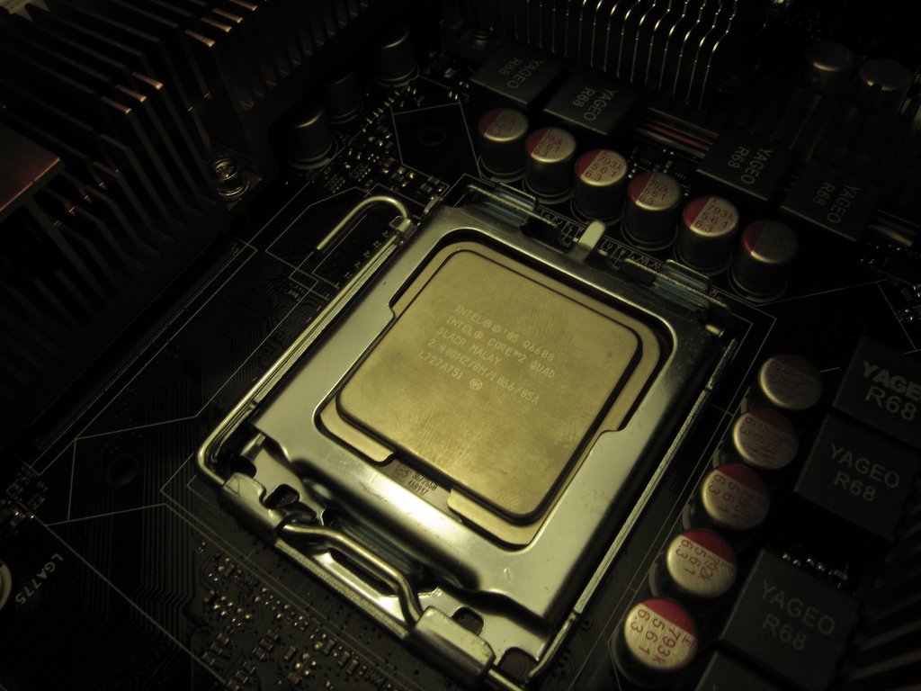 Panoramica del processore intel core 2 quad q6400