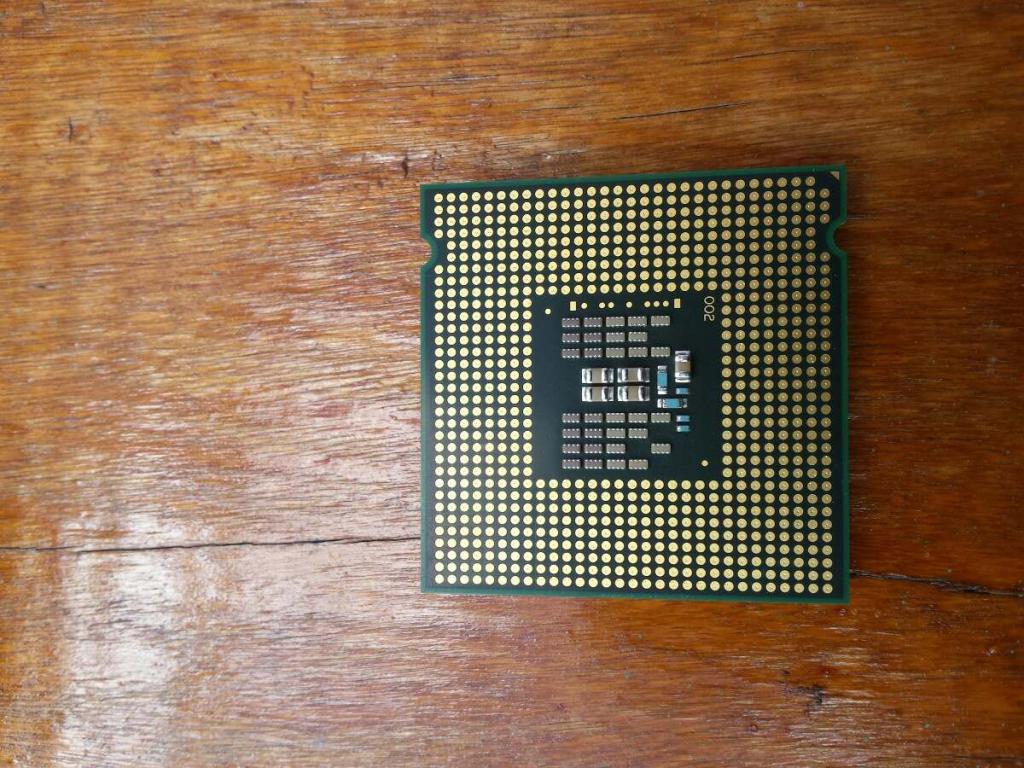 Intel Quad Q8400 процесор