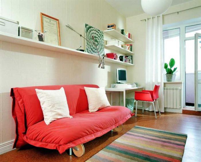 soggiorno moderno con colori vivaci