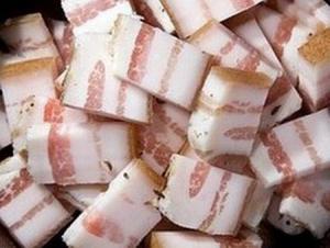 è bacon bollito utile