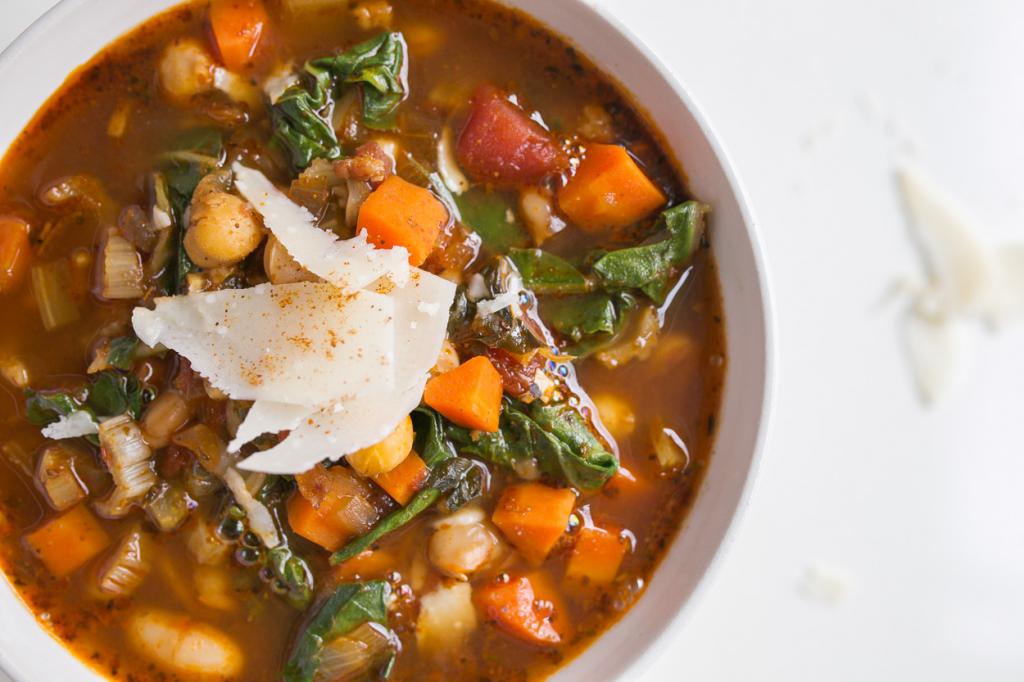 како се зове италијанска супа од поврћа