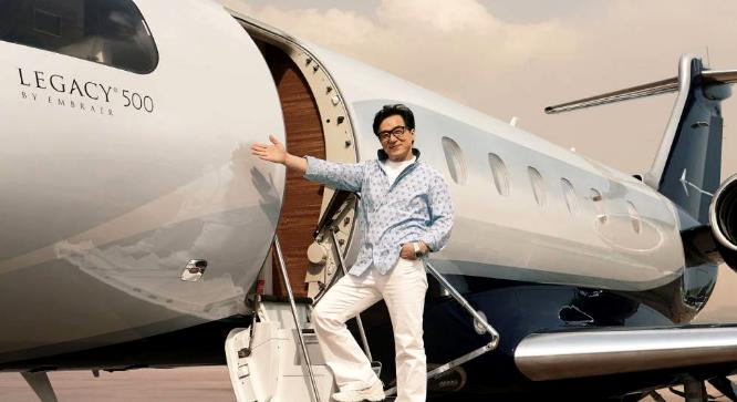 Samolot Jackie Chana