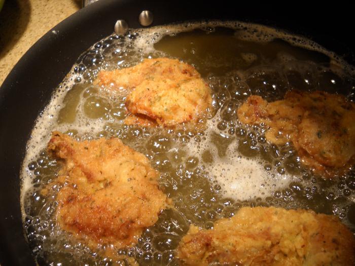 gotować pierś z kurczaka w cieście
