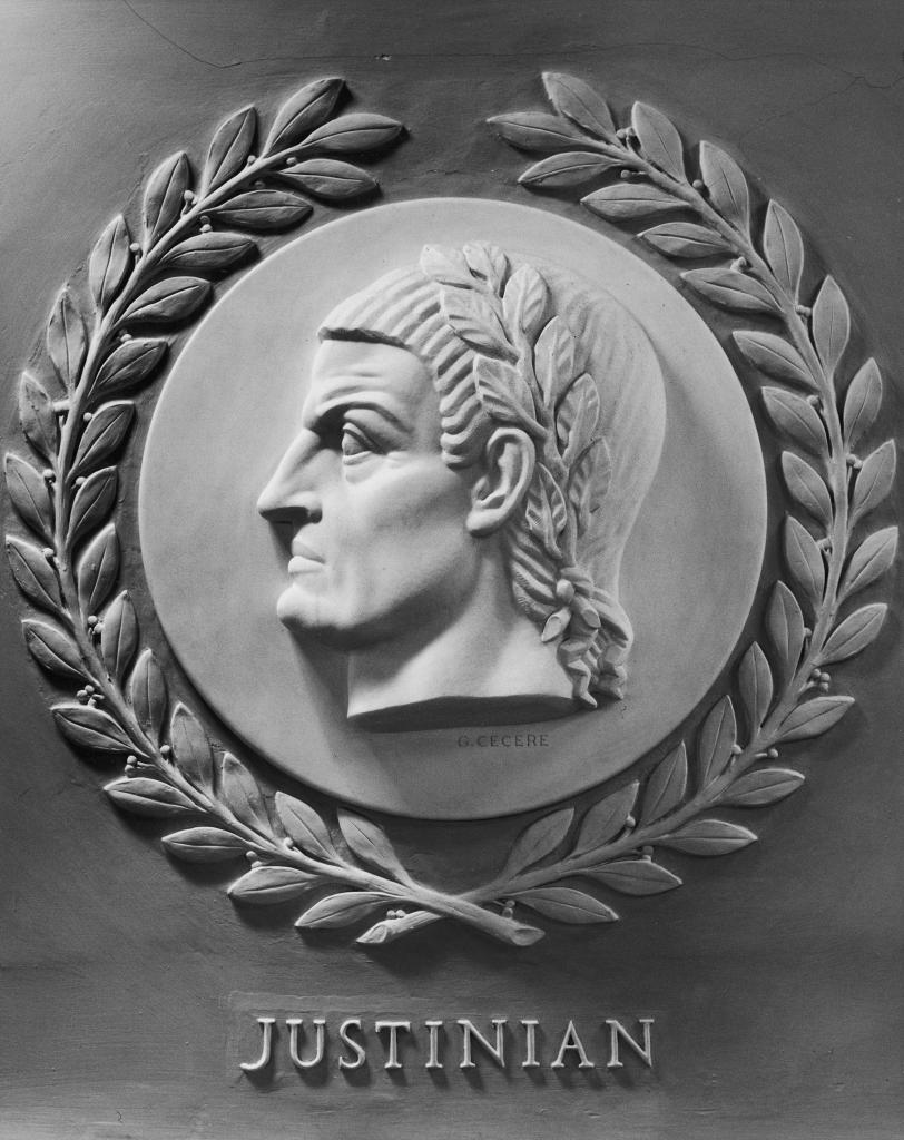 Јустиниан направио историју