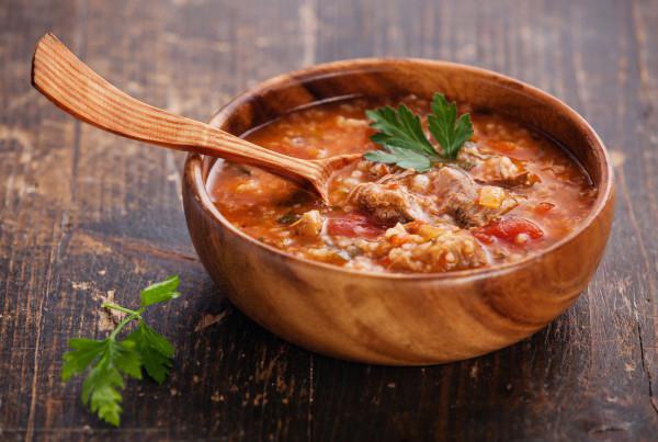 zuppa kharcho nelle ricette del vaso di terracotta