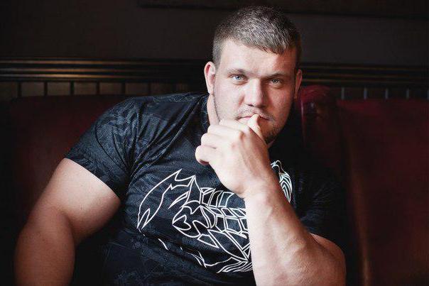 Kirill Sarychev višinska teža