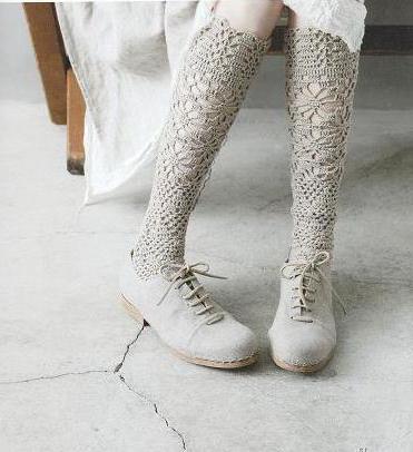 Kvačkane pletene nogavice