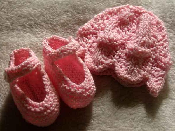 плетена капа за новорођенче