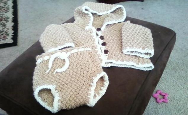 lavoro a maglia per i neonati
