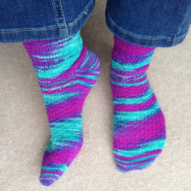плетене на чорап с пръст плетене