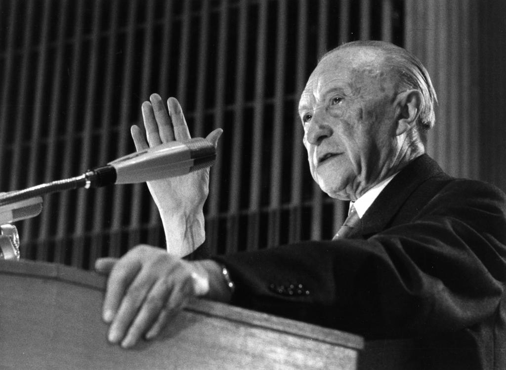 Cancelliere tedesco Konrad Adenauer