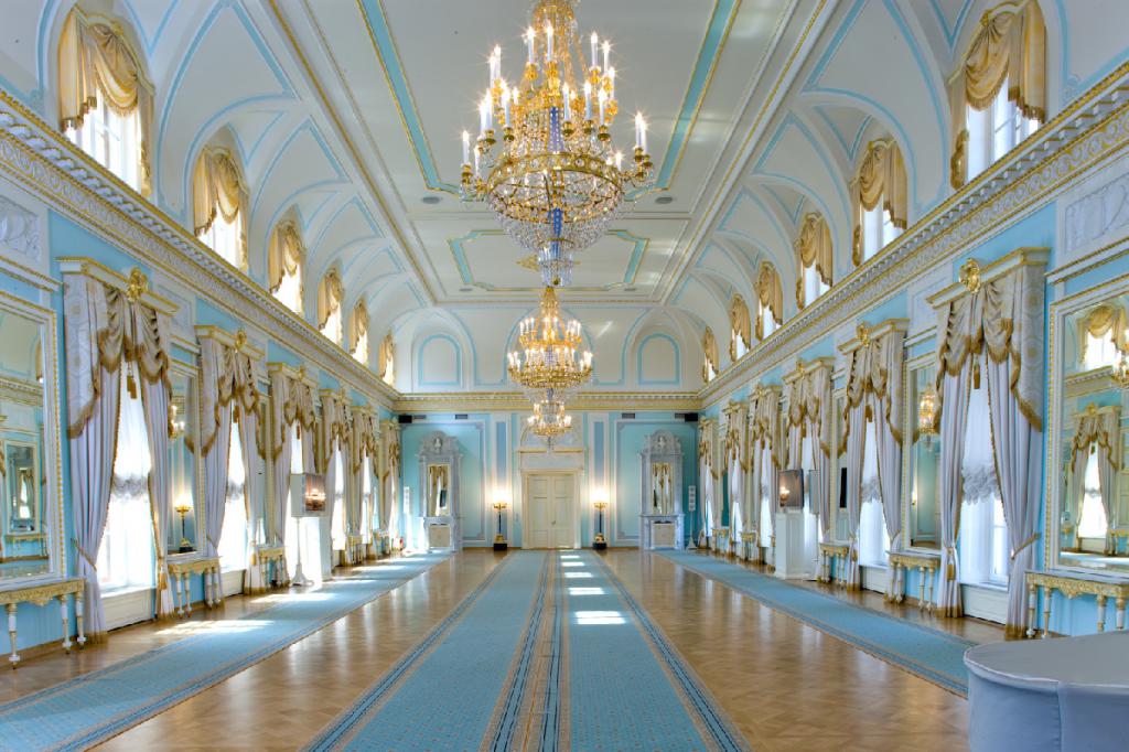 Интериорът на двореца