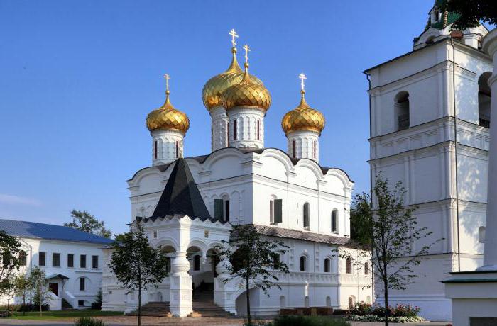 Fotografija v samostanu Kostroma Ipatiev