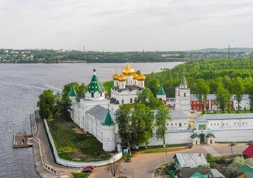 Izleti manastira Ipatjeva (Kostroma)