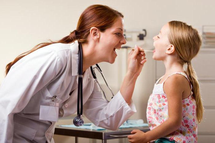 foto di tonsillite lacunare nel trattamento dei bambini