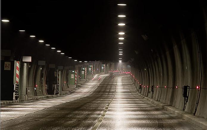 délka tunelu Lefortovo