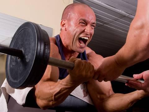 Podnoszenie brzana do stania bicepsów