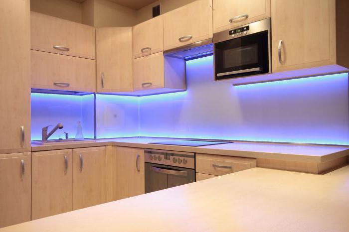 LED осветление за кухненски шкафове