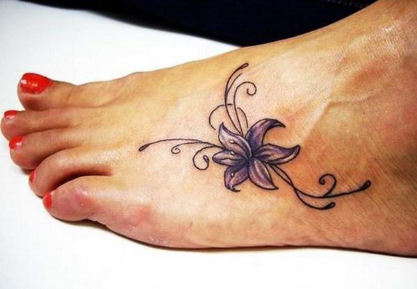 tatuaż dla dziewczyny lilia