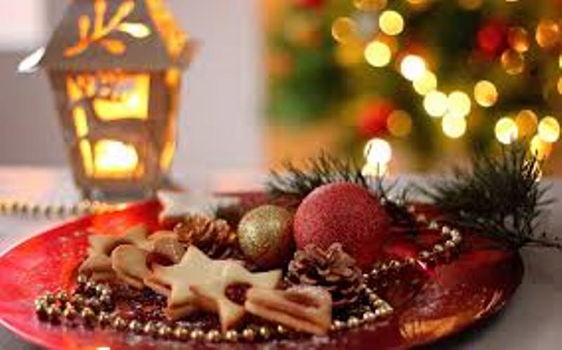 Atmosfera natalizia e biscotti
