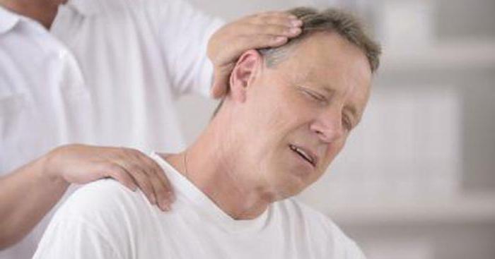 hrudka v krku s osteochondrózou krční páteře