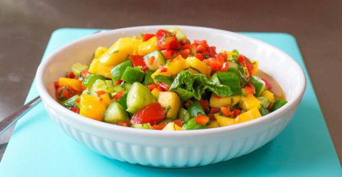 deliziose ricette di insalate di mango con foto