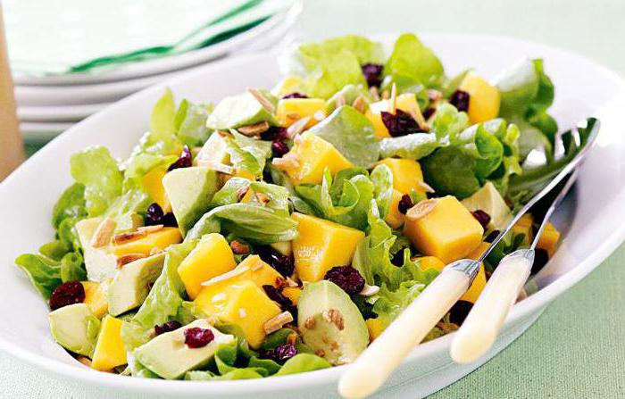 Recepty na mango saláty jsou jednoduché a chutné