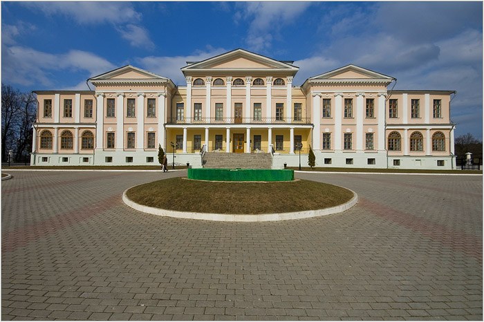Budynek pałacowy