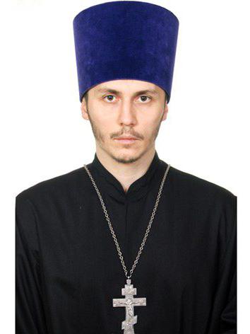 Kněz Roman Maisuradze