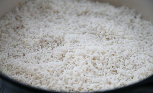 riža s mesnim receptom