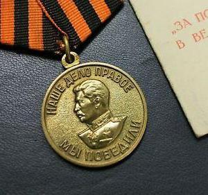 medaljo za zmago nad Nemčijo na otokih