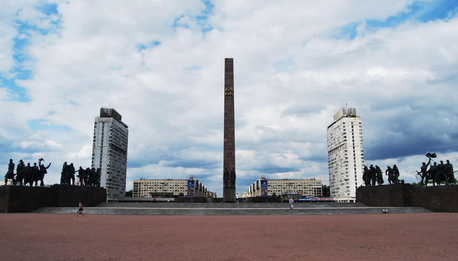 Площад на победата Санкт Петербург