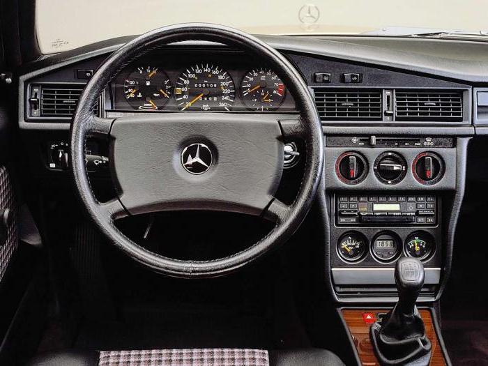 Mercedes 190 снимки