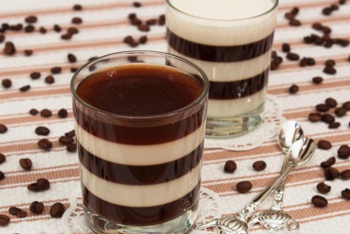ricetta gelatina al caffè al latte