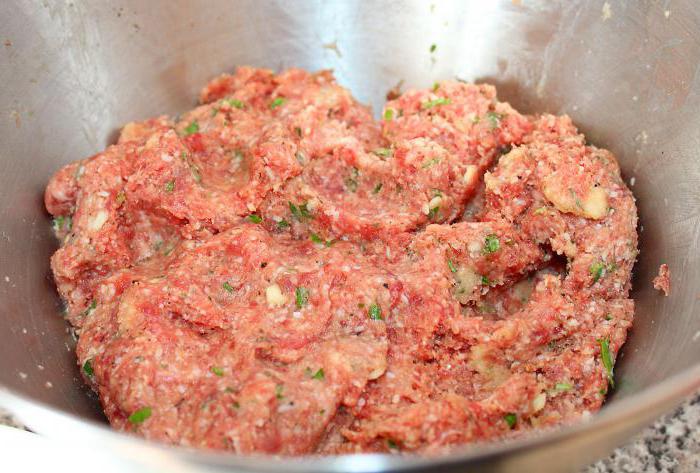 Mleto meso v pečici z omako